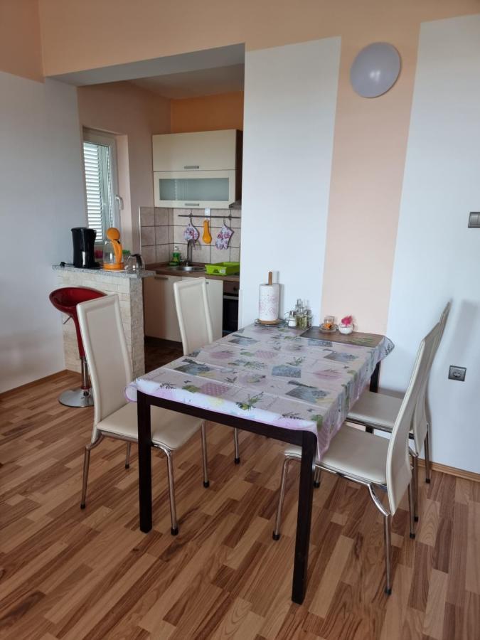Apartments Katarina Шмрика Экстерьер фото