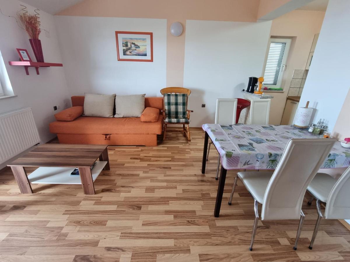 Apartments Katarina Шмрика Экстерьер фото